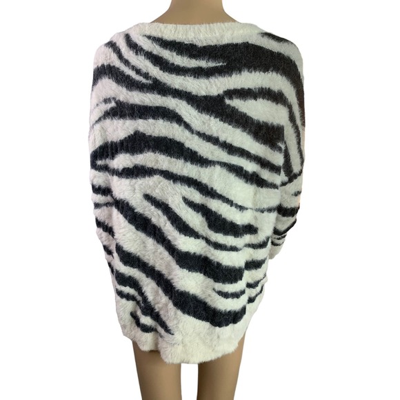 Express Zebra Animal Print Sweater Laced Front Fuzzy Soft Pullover Women's Large - Picture 8 of 10